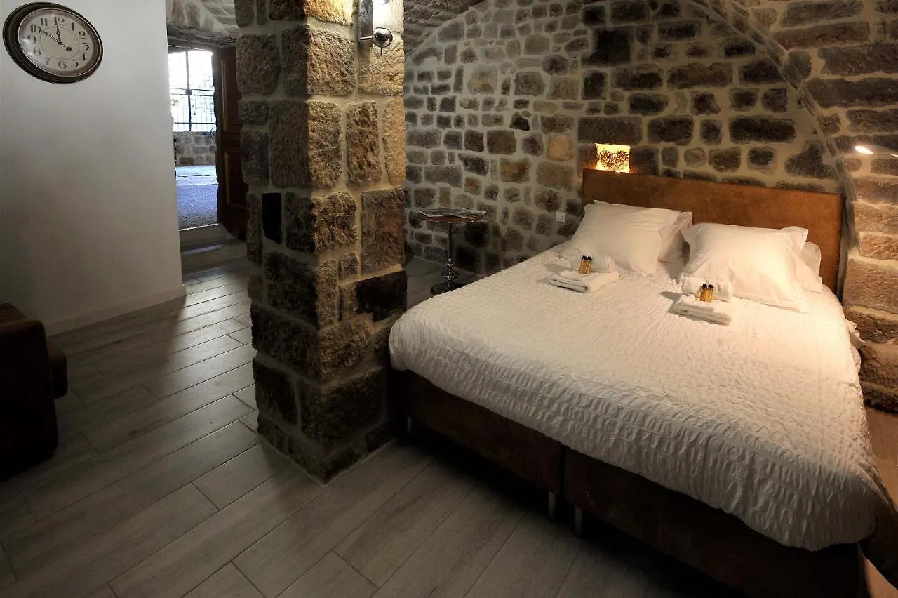 La Castanea Gite De Charme Sanilhac  Holiday home Sanilhac (Ardeche)